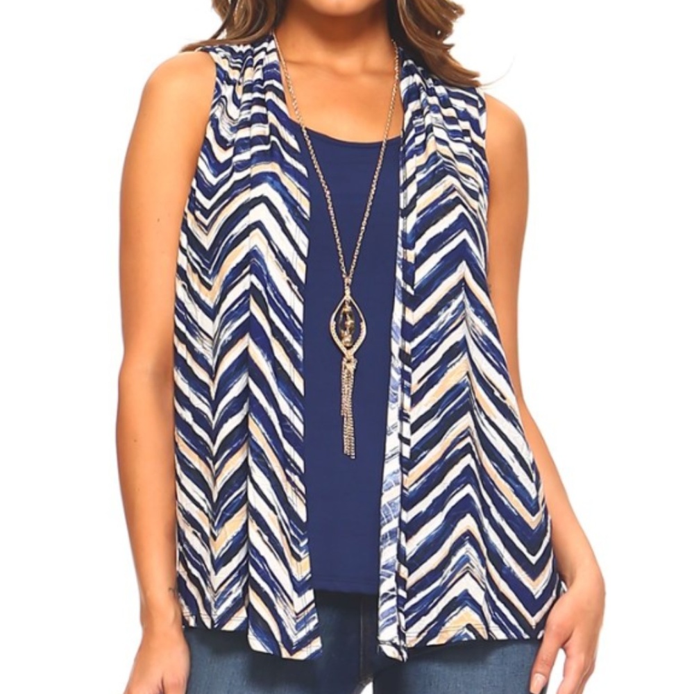 Zig Zag Sleeveless Top with Necklace